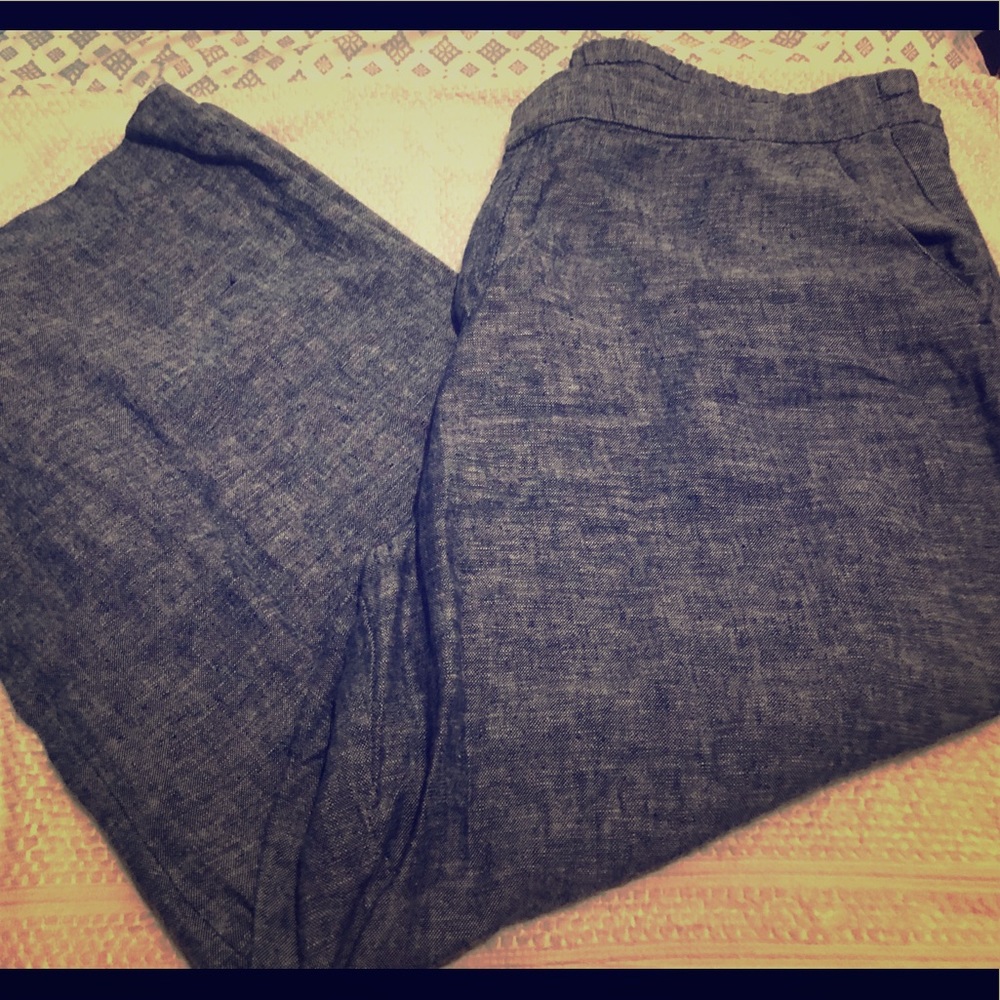 Solid color cropped linen pants